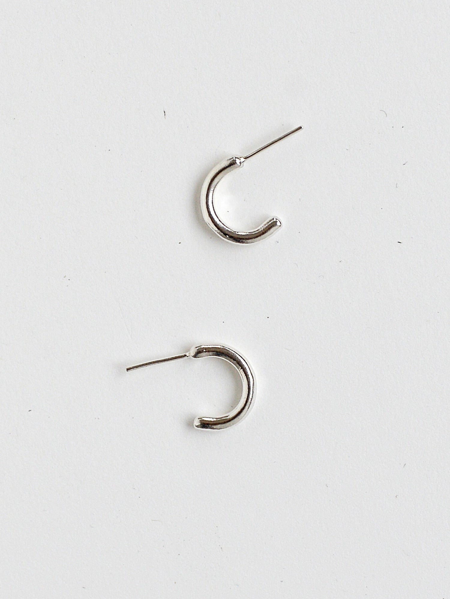 Hollis Tiny Silver Hoop Stud Earrings Michelle Ross