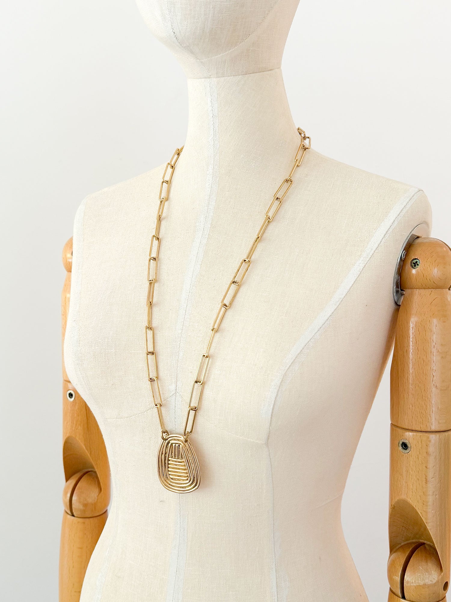 CILO II NECKLACE
