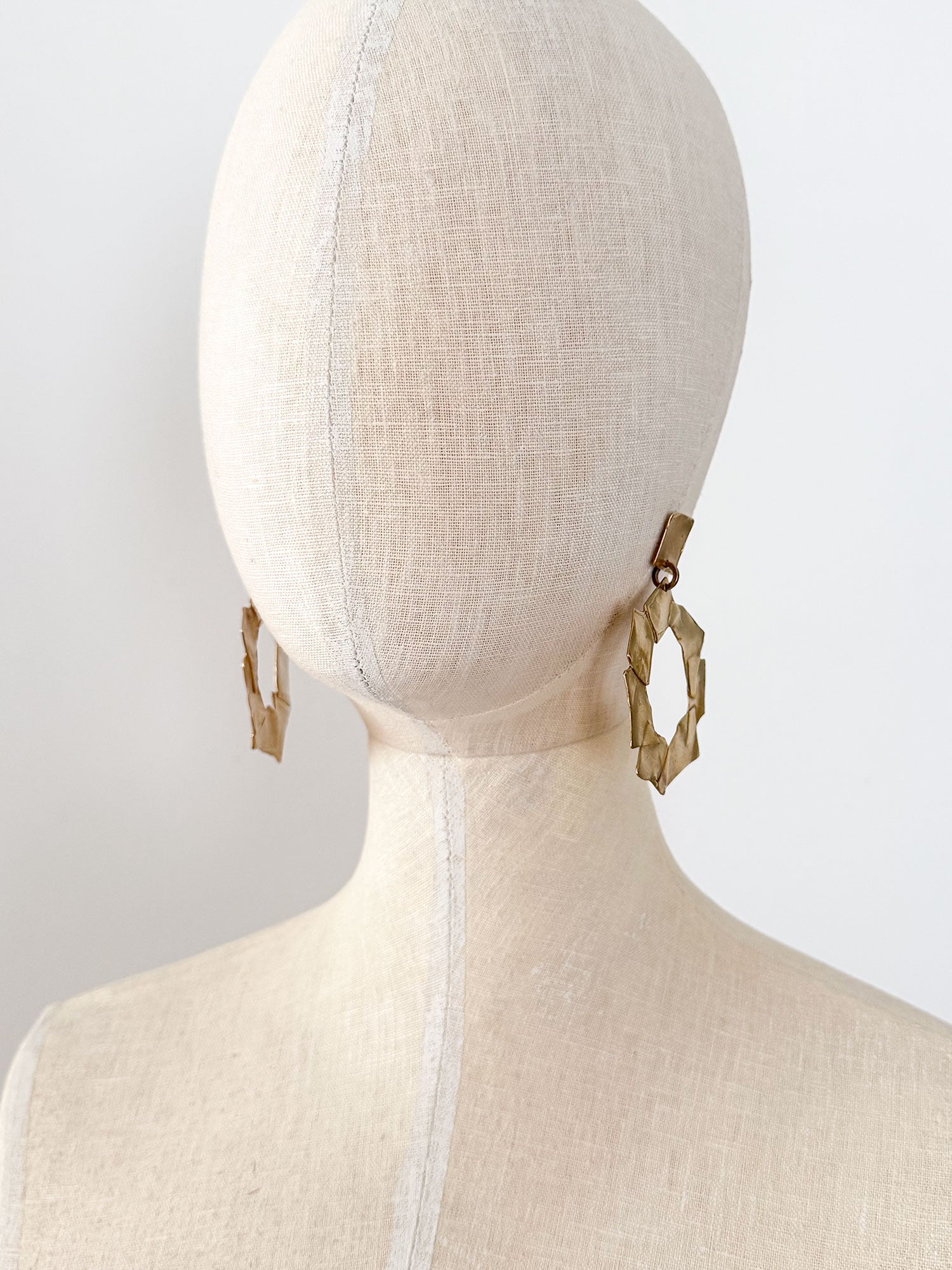 MANGA - X-LARGE I EARRINGS
