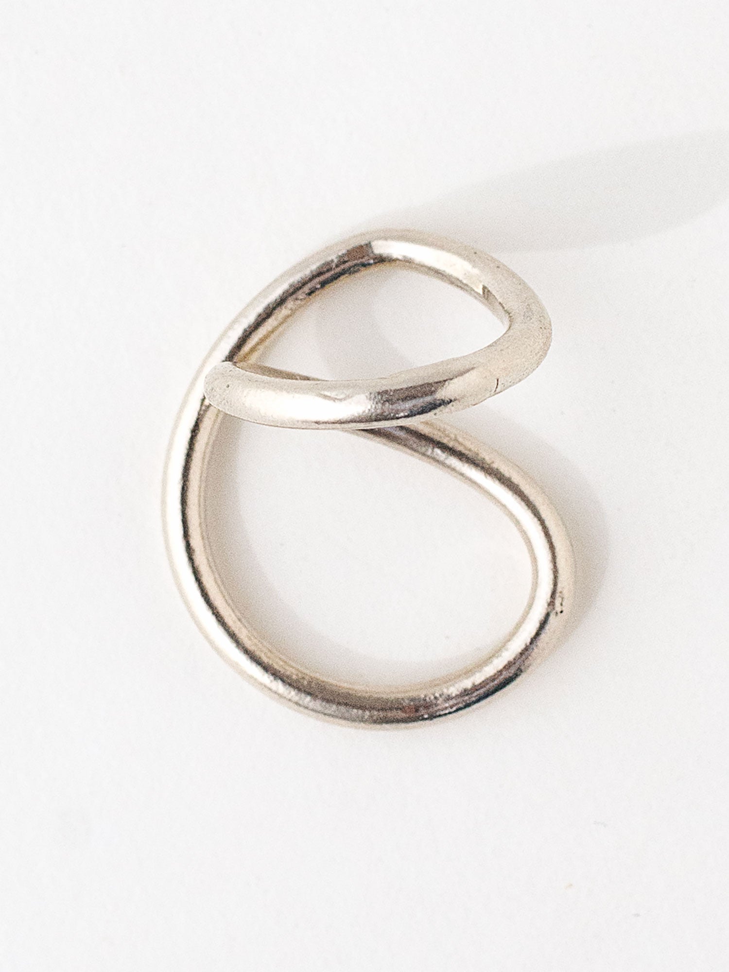 RHODES (SILVER) V RING