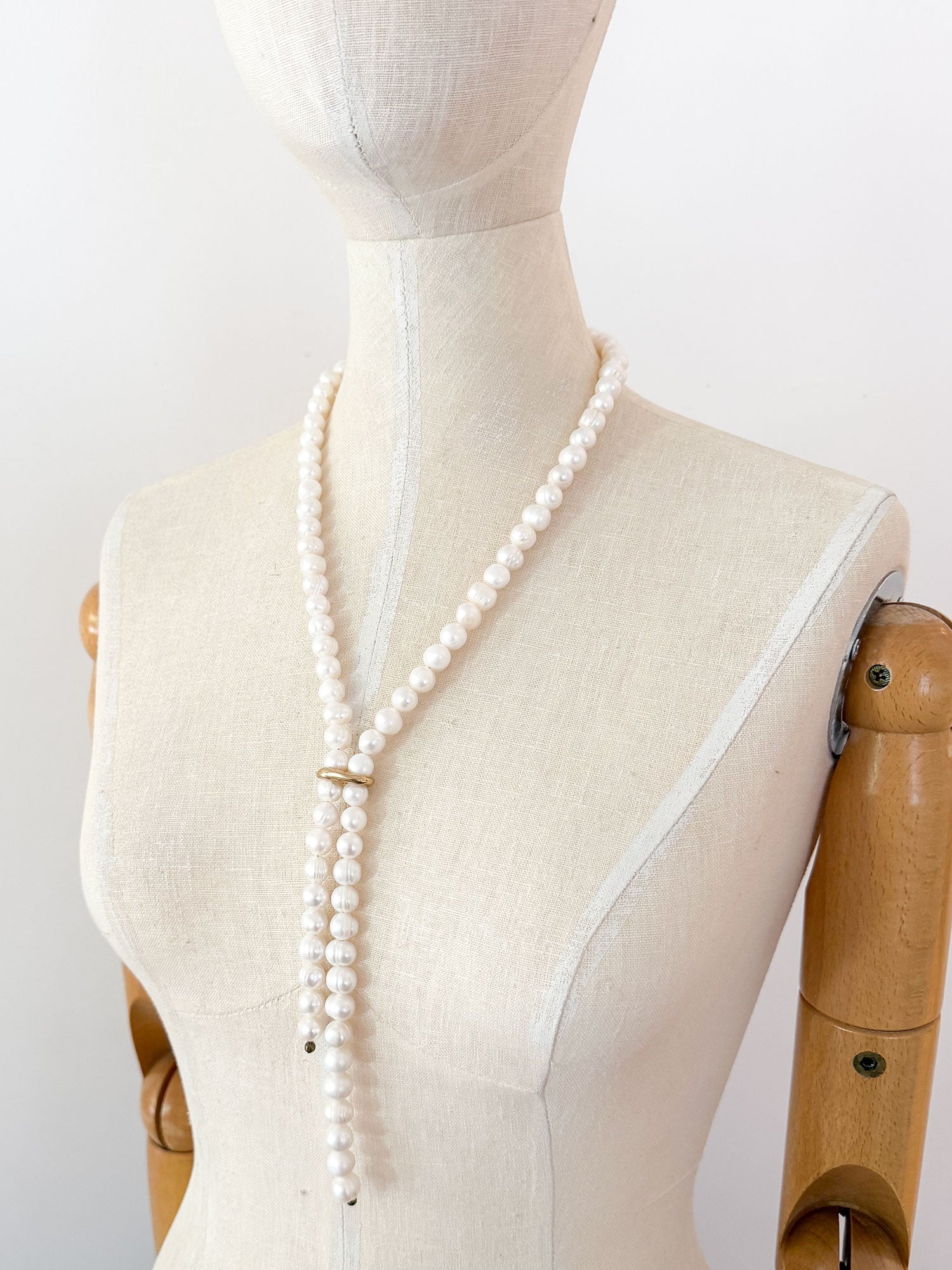 TAYA (PEARL) NECKLACE