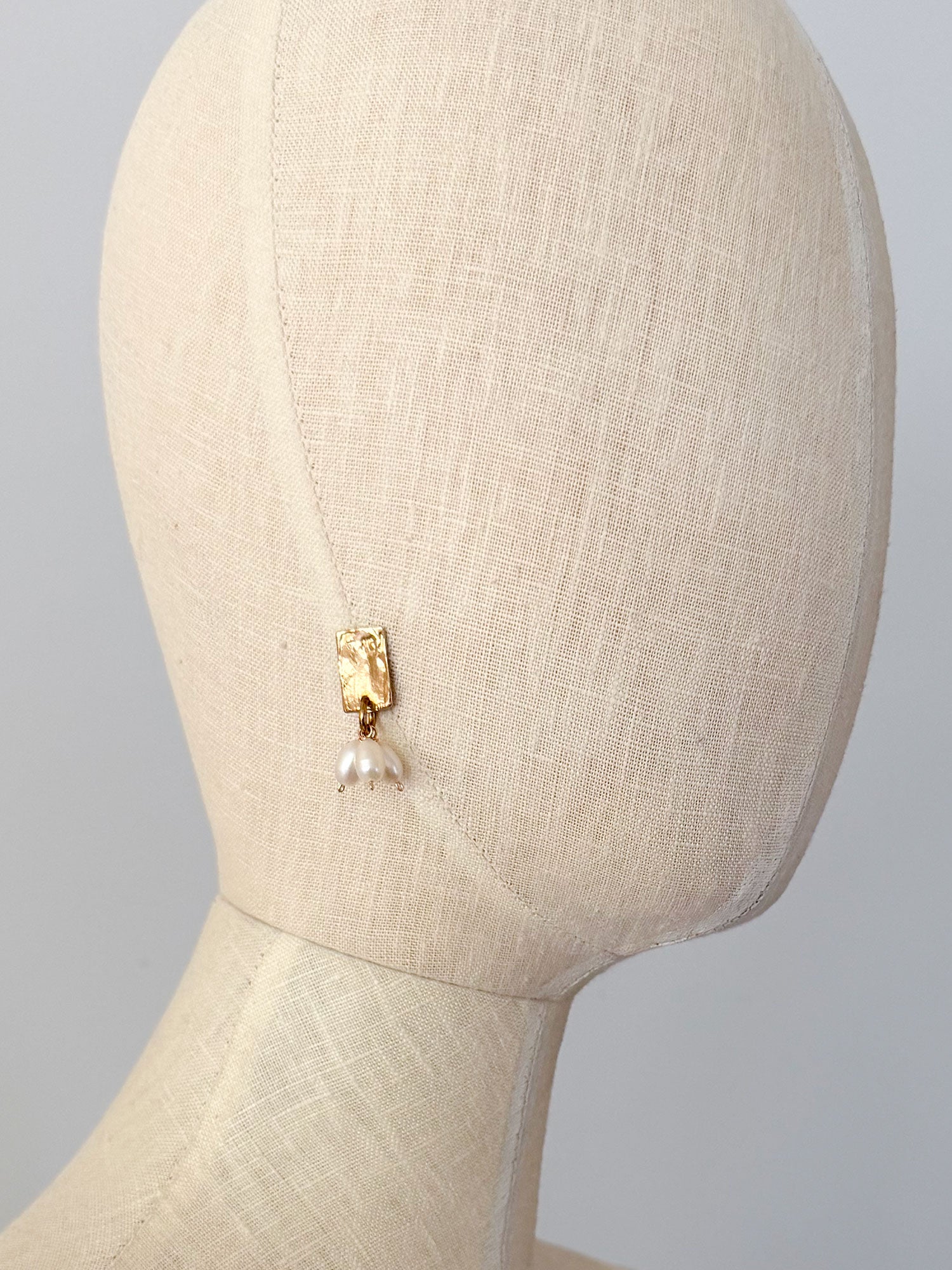AIME EARRINGS
