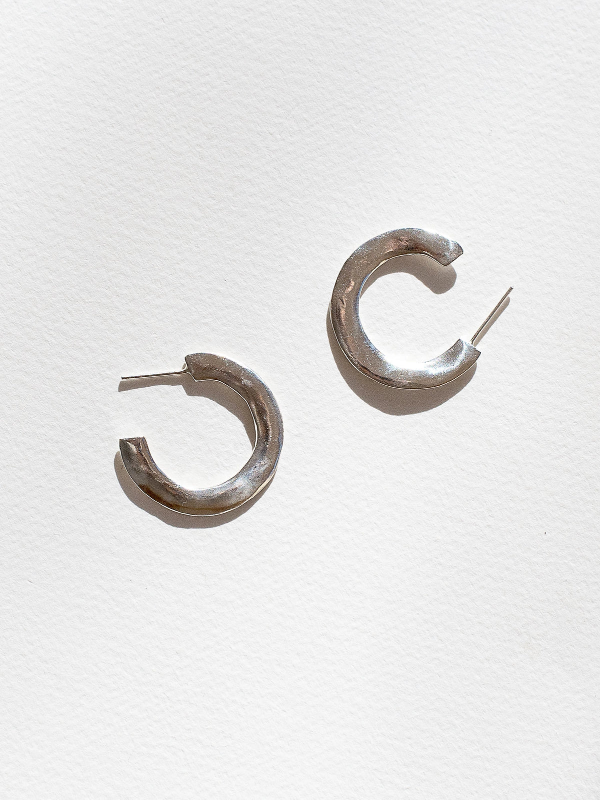 Hollis Medium Silver Hoop Stud Earrings Michelle Ross