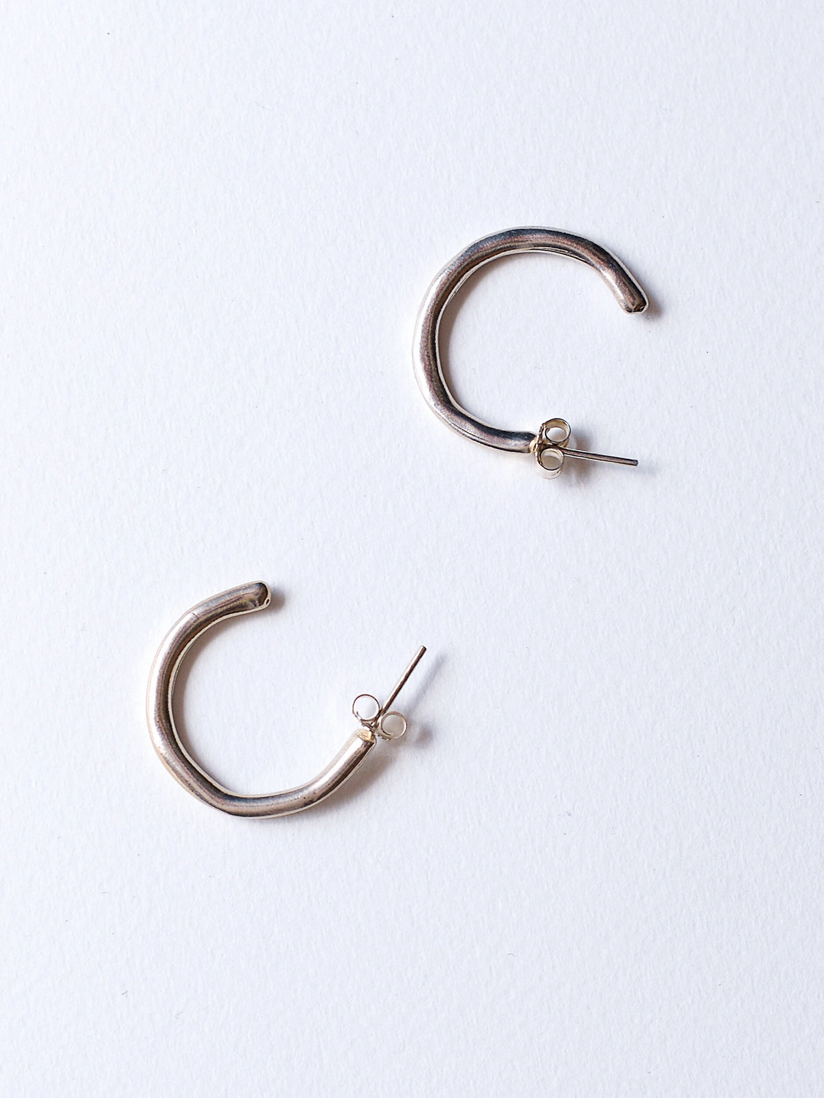 Hollis Small Silver Hoop Stud Earrings Michelle Ross