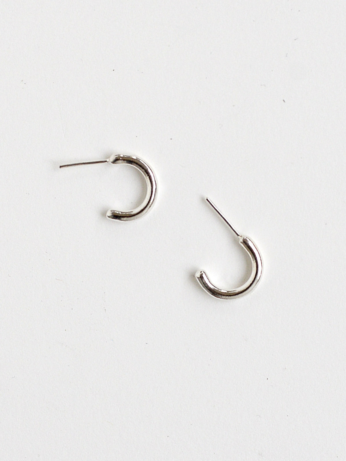 Hollis Tiny Silver Hoop Stud Earrings Michelle Ross