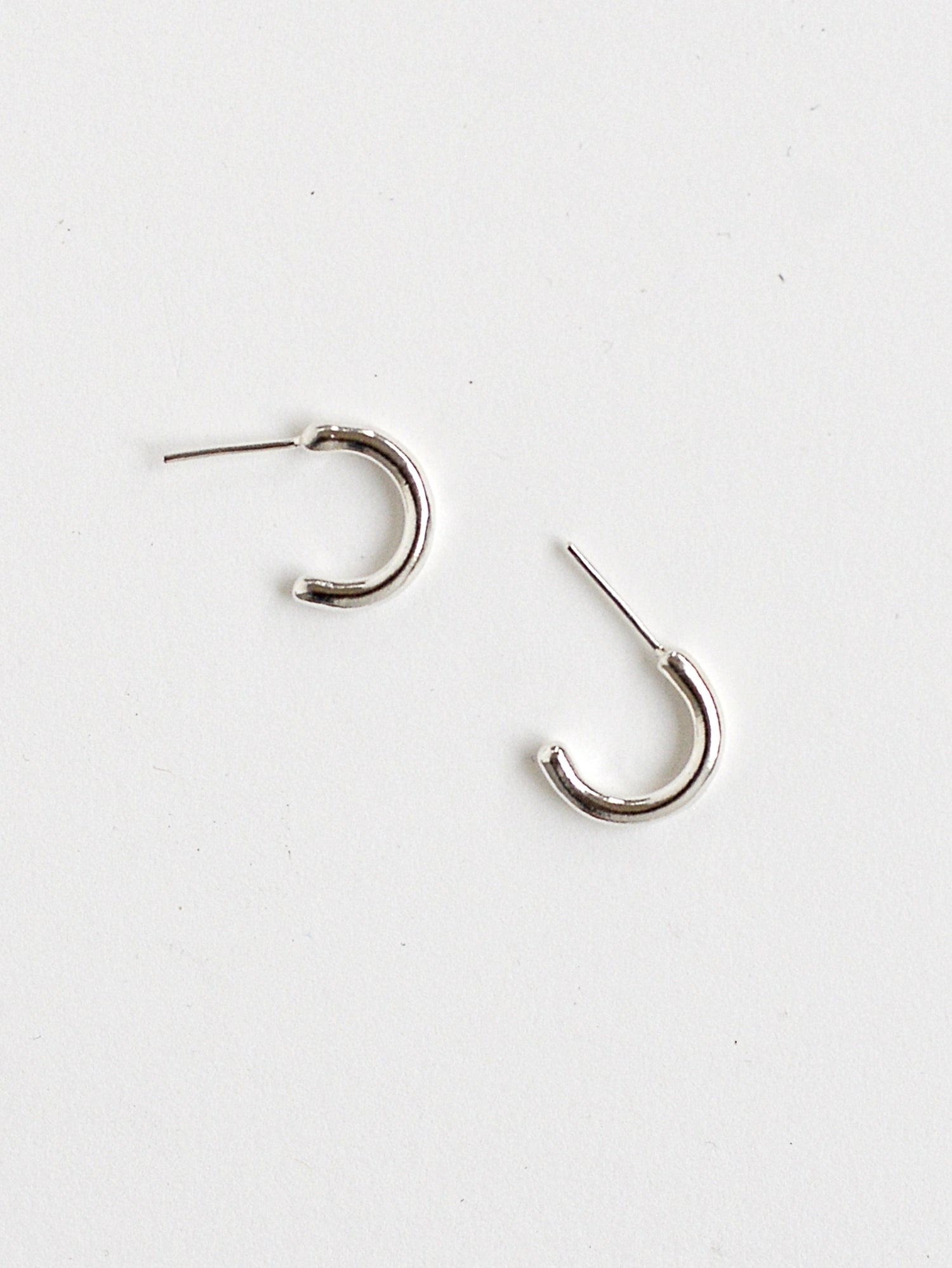 Hollis Tiny Silver Hoop Stud Earrings Michelle Ross