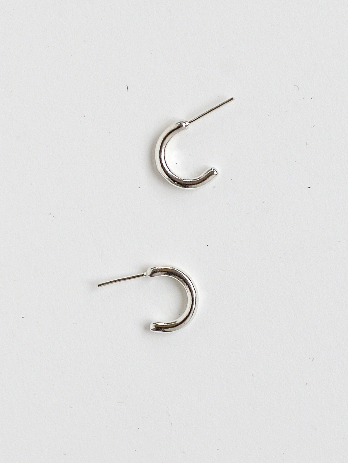 Hollis Tiny Silver Hoop Stud Earrings Michelle Ross