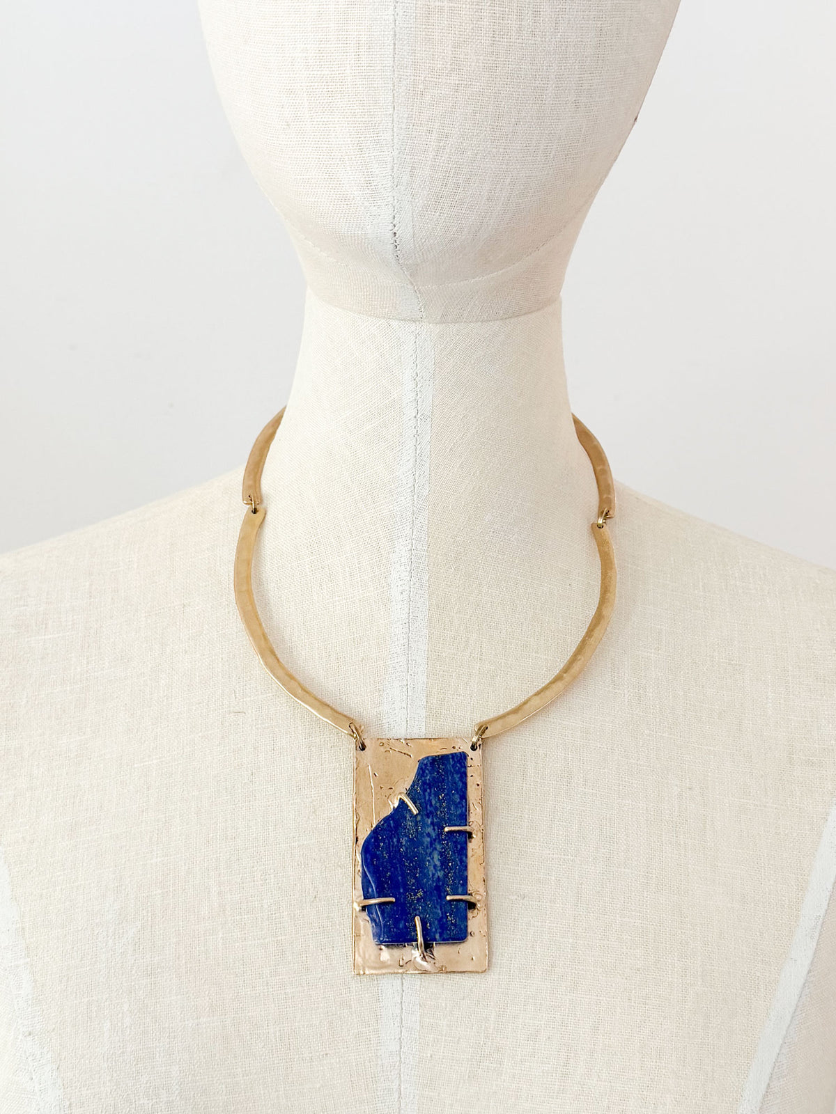 MUIR (LAPIS) NECKLACE - LARGE