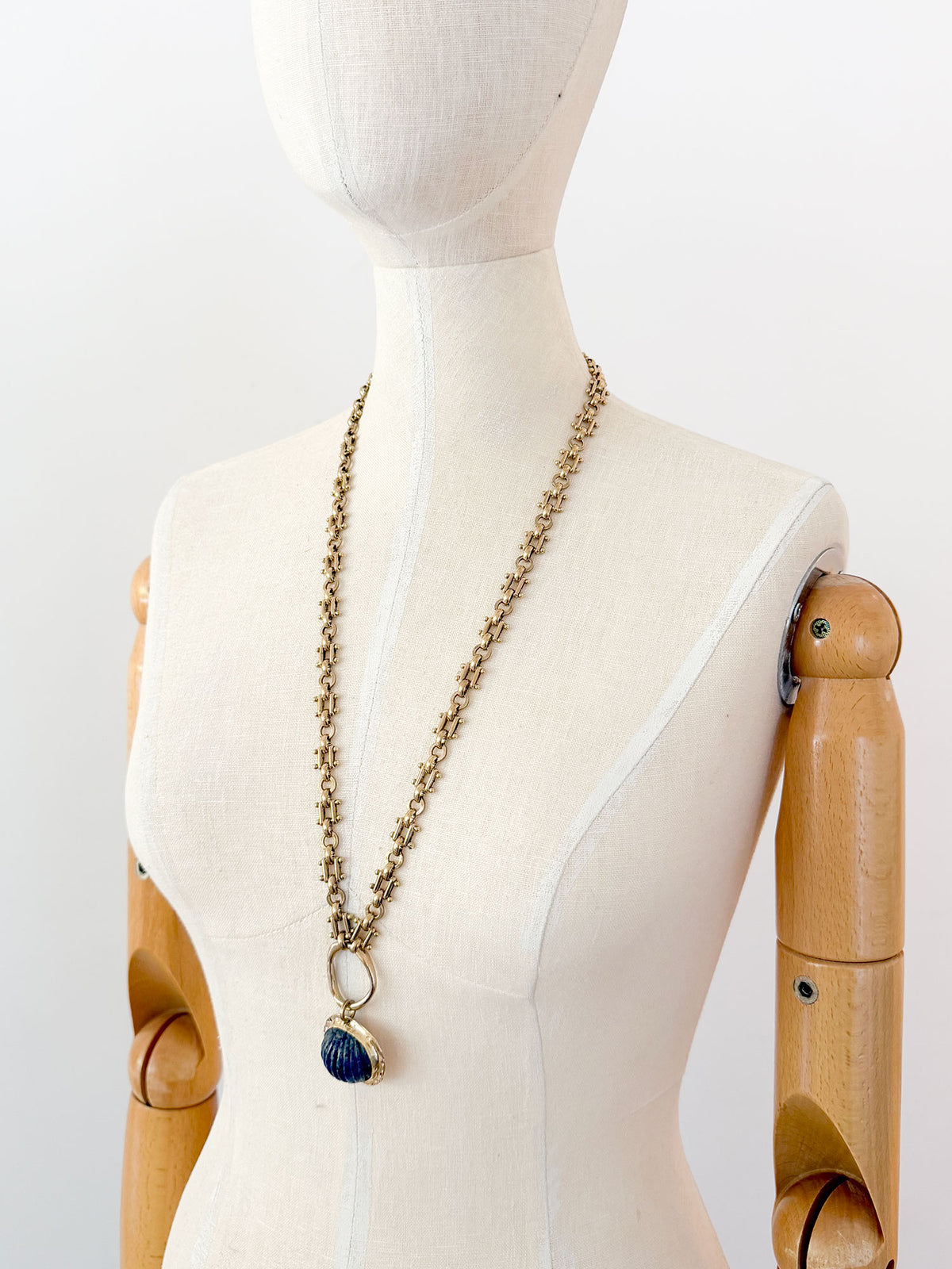 MELINA NECKLACE