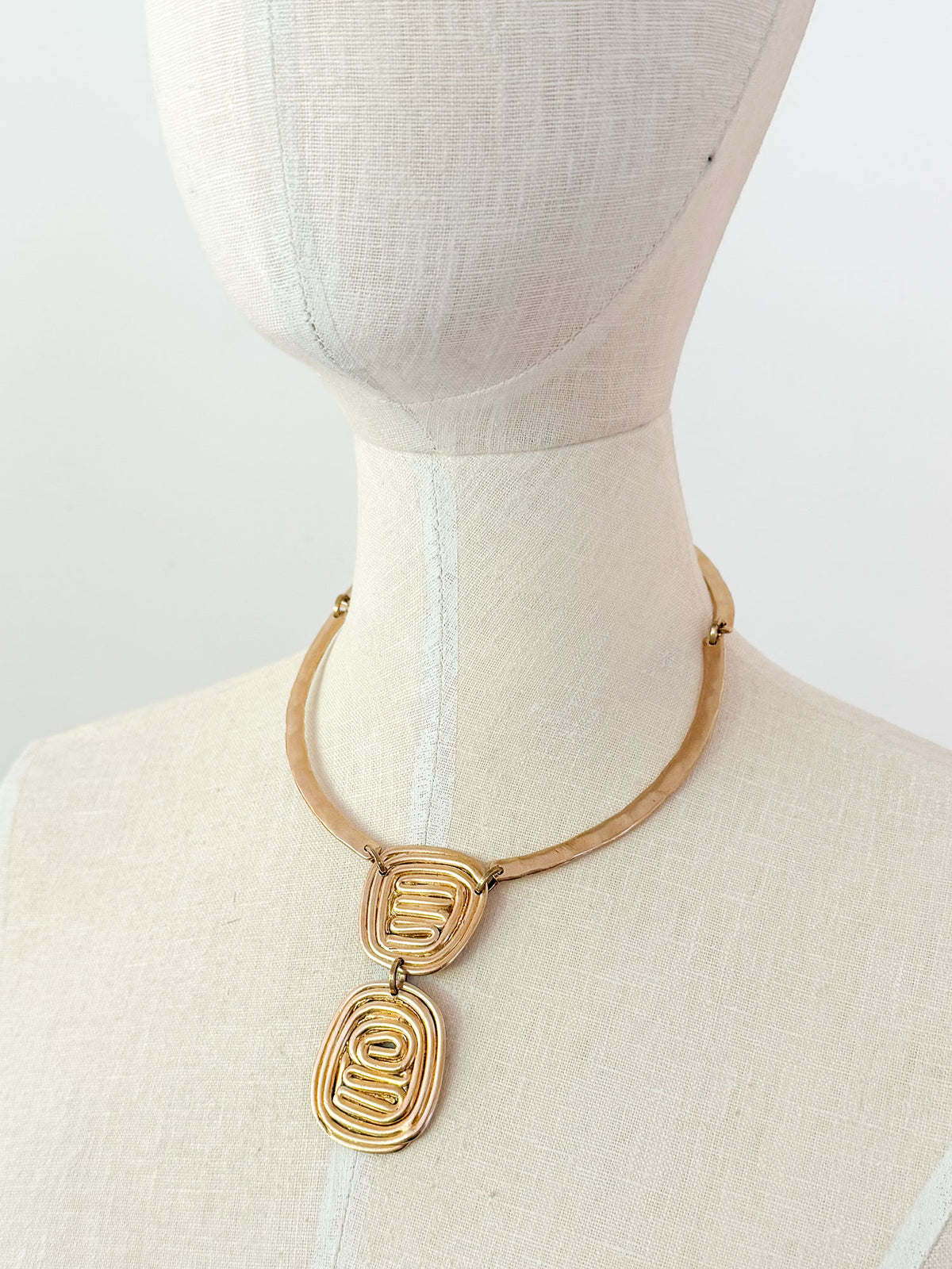 CERCE IV NECKLACE