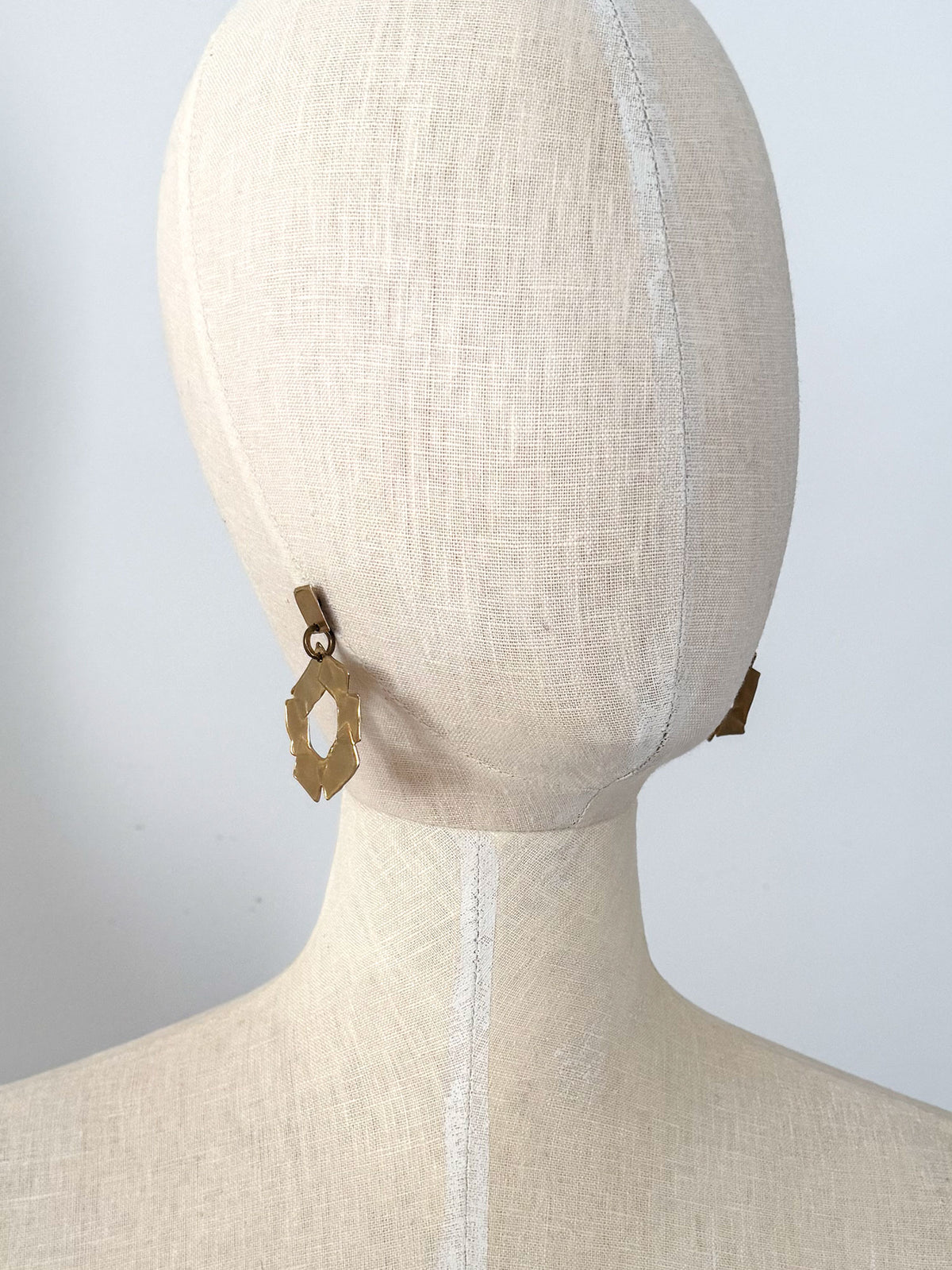 MANGA - LARGE IV EARRINGS