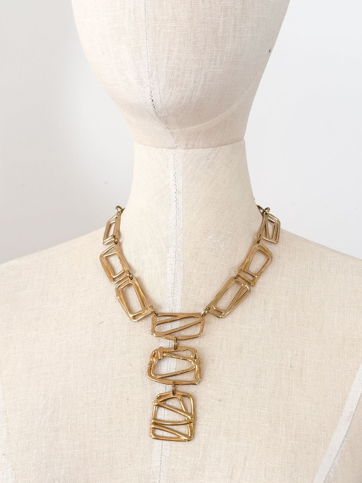 MAKOTO II NECKLACE