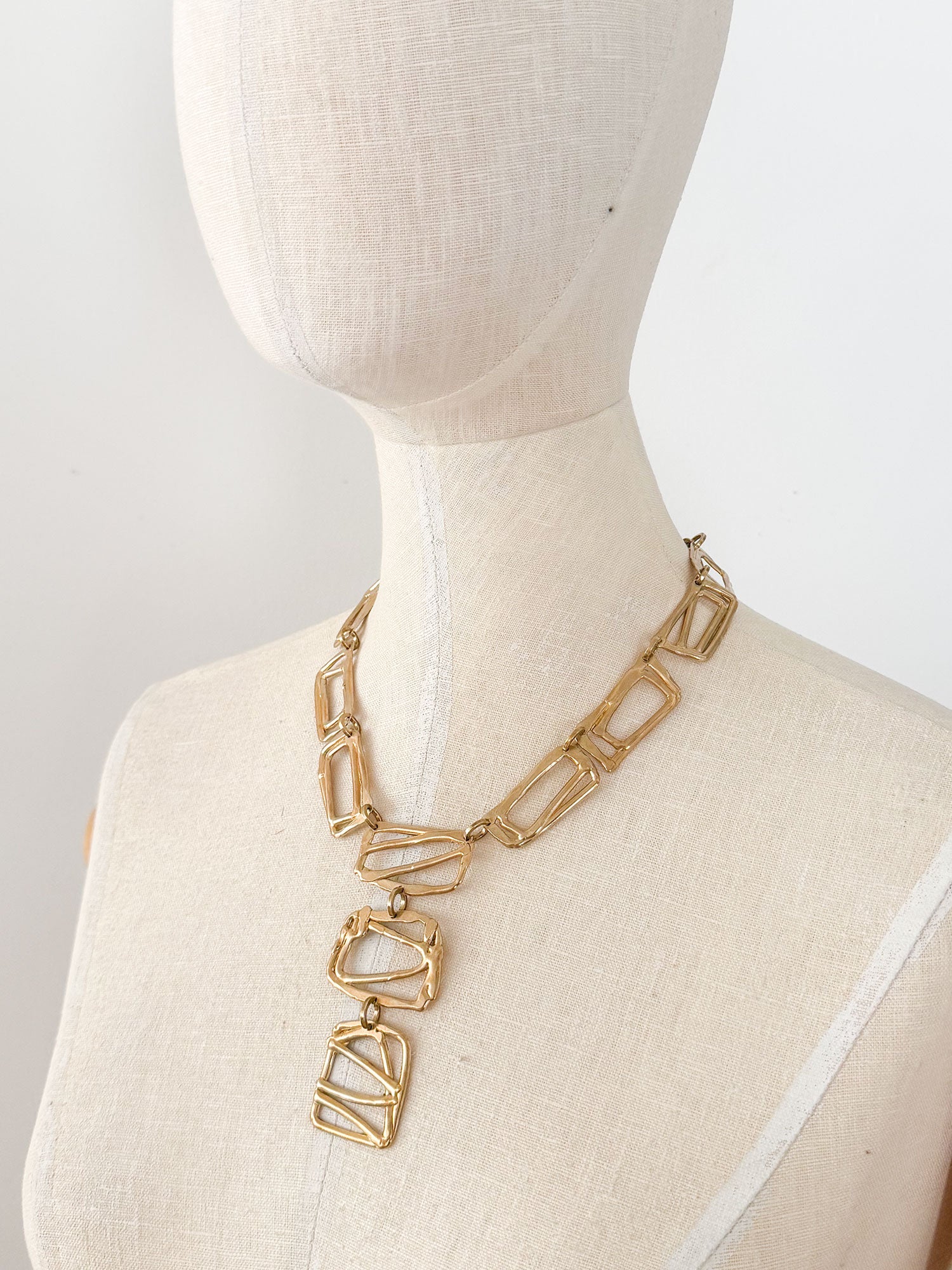 MAKOTO II NECKLACE