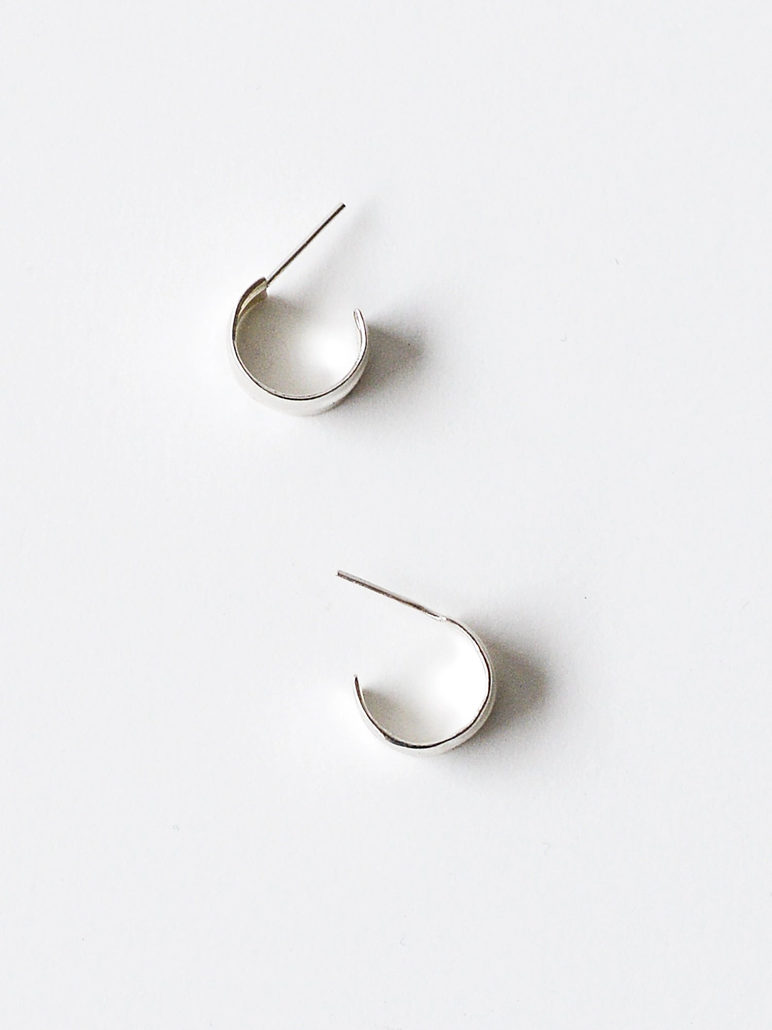 Kaida Small Silver Hoop Earrings Michelle Ross