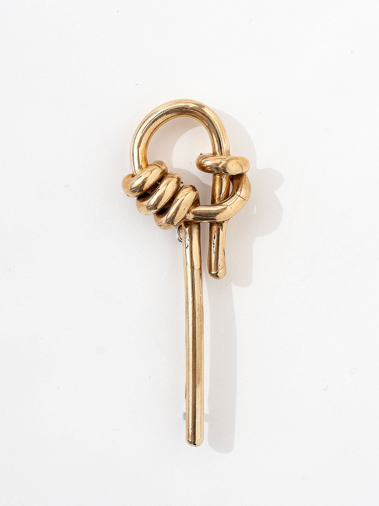 KNOT BROOCH II
