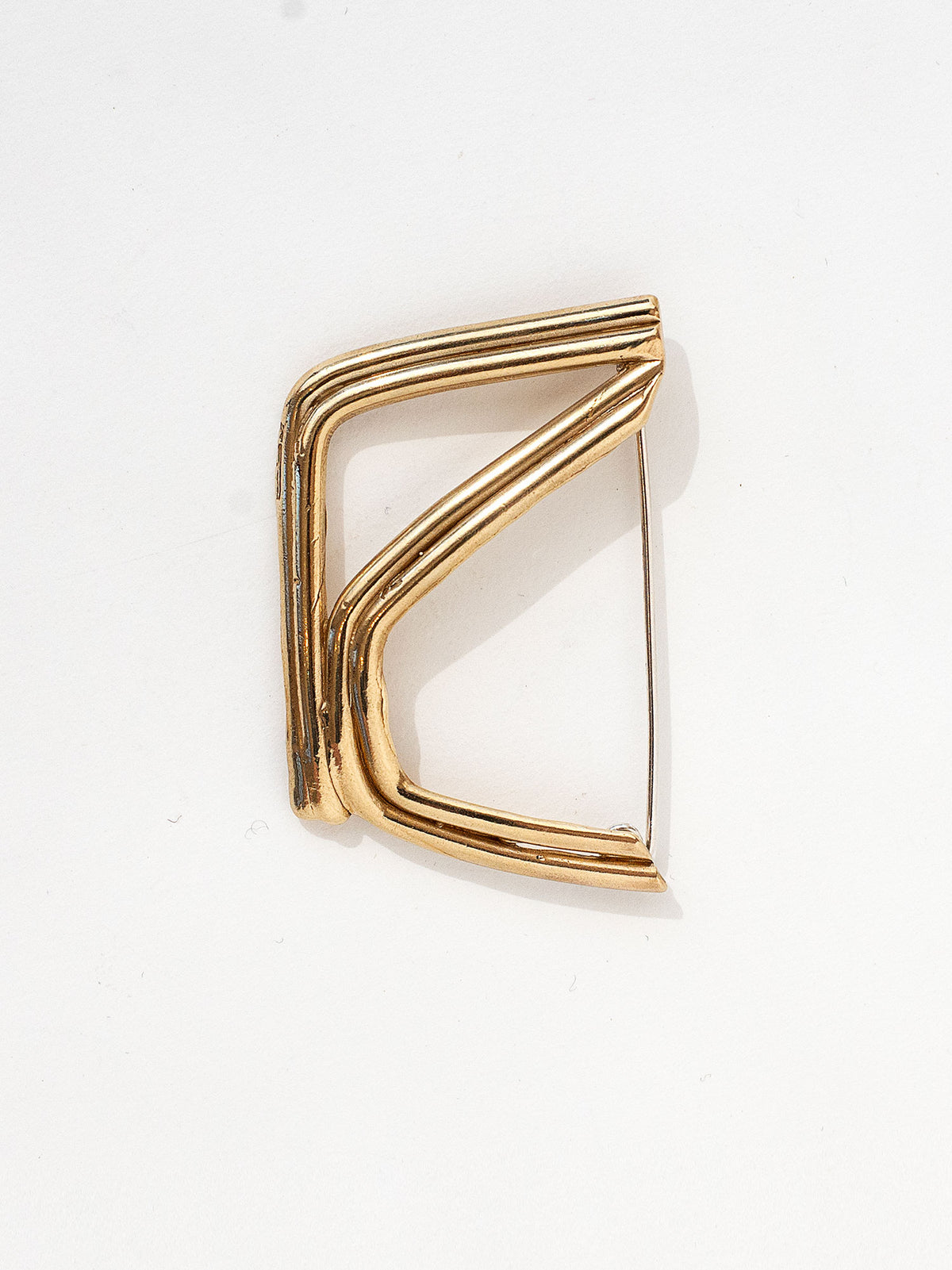 LINE BROOCH