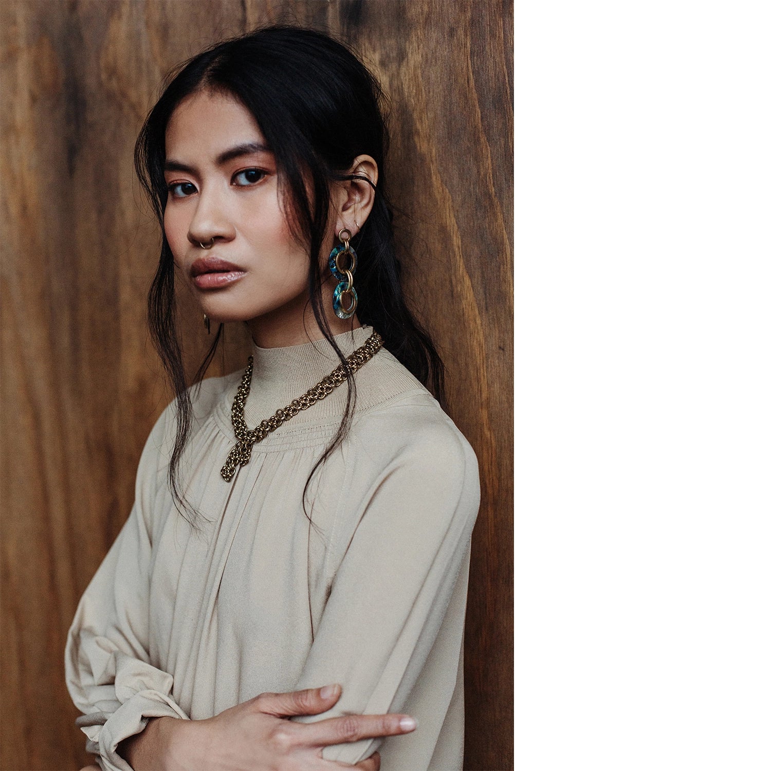 Michelle Ross Maelo Collection Ozette Brass Necklace Ania Mother of Pearl Earrings