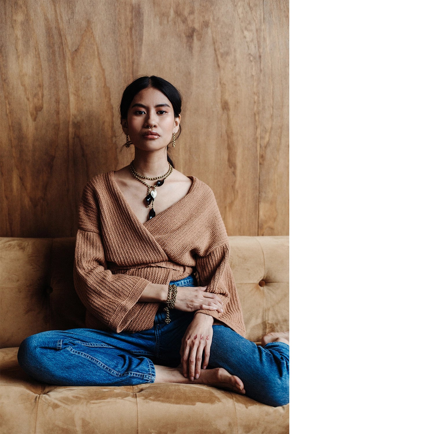 Michelle Ross Maelo Mele Horn Lariat Brass Necklace and Orit Brass Earrings