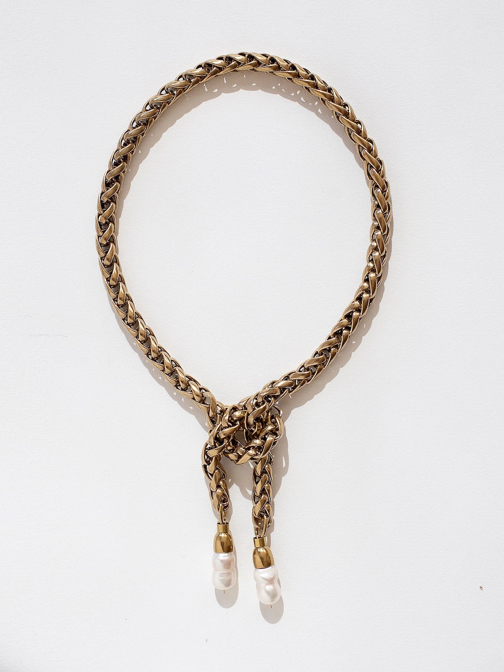 Michelle Ross Toni Brass and Pearl Chain Lariat Necklace