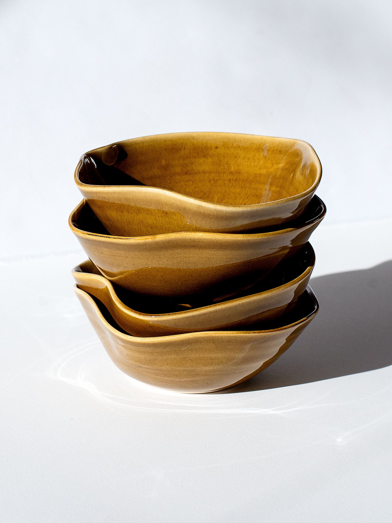 MIMA CERAMICS WAVE BOWL (BUTTERSCOTCH)