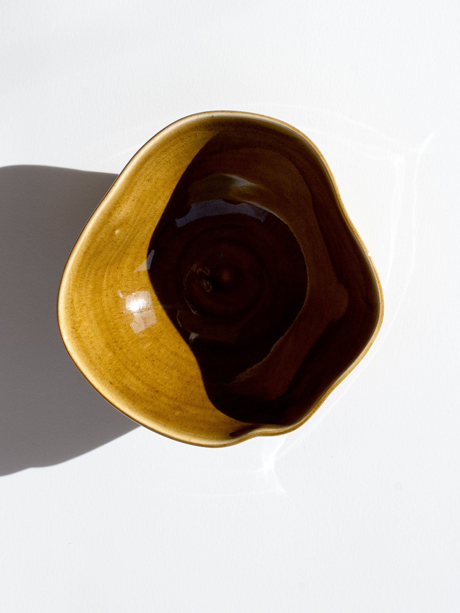 MIMA CERAMICS WAVE BOWL (BUTTERSCOTCH)