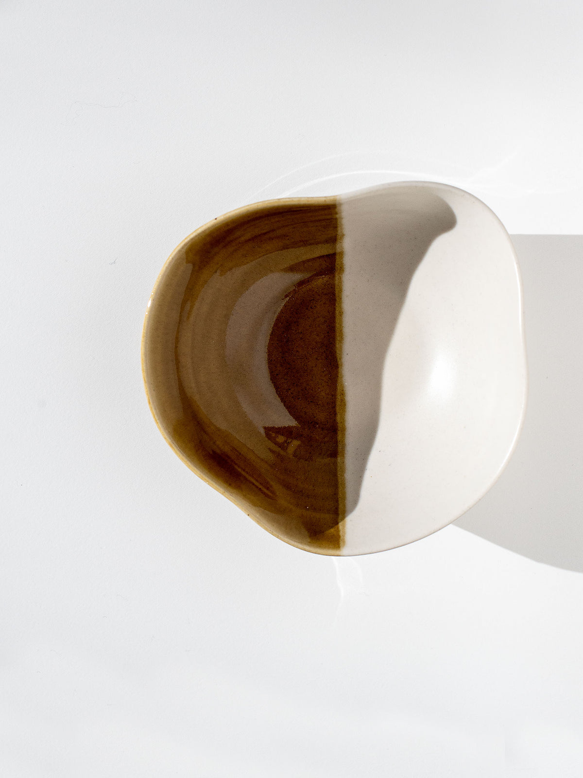 MIMA CERAMICS WAVE BOWL (HALF &amp; HALF)