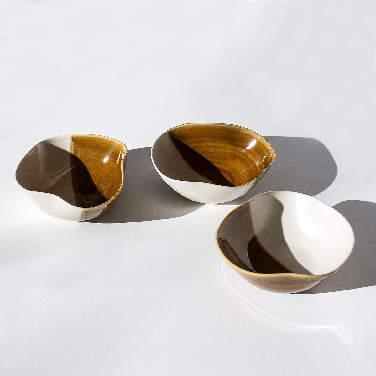 MIMA CERAMICS WAVE BOWL (HALF &amp; HALF)
