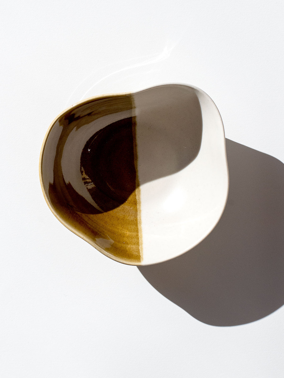 MIMA CERAMICS WAVE BOWL (HALF &amp; HALF)