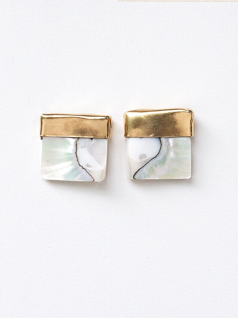 Michelle Ross Mauray Collection Noor Conch Shell Brass Stud Earrings