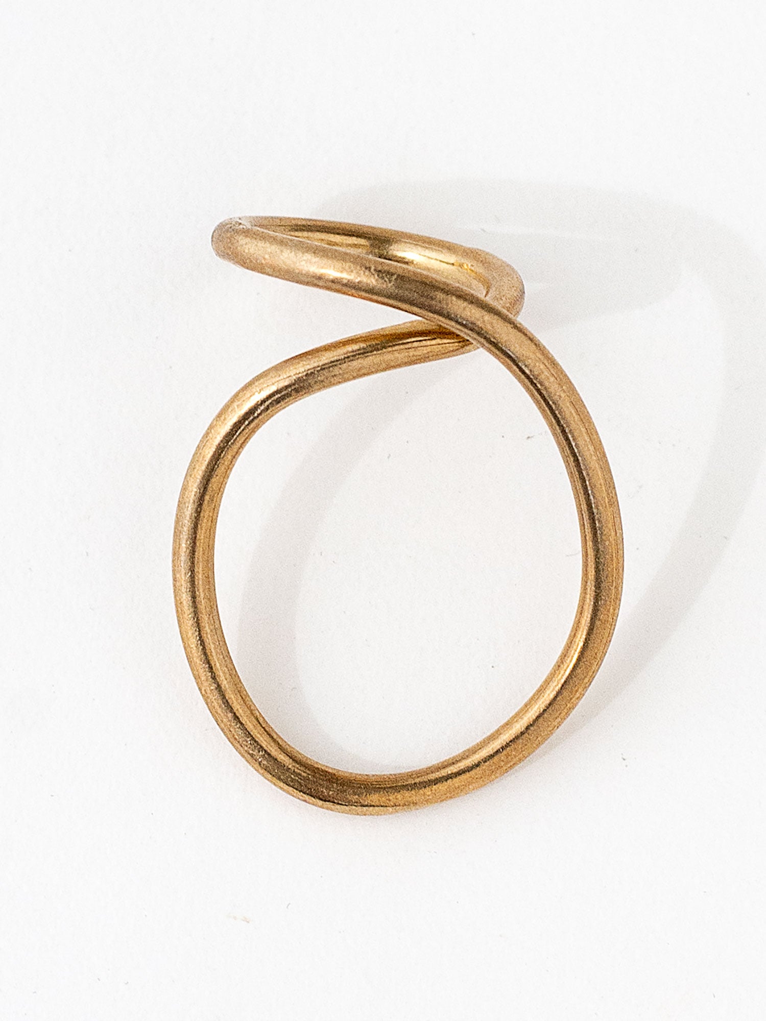 RHODES (BRASS) V RING