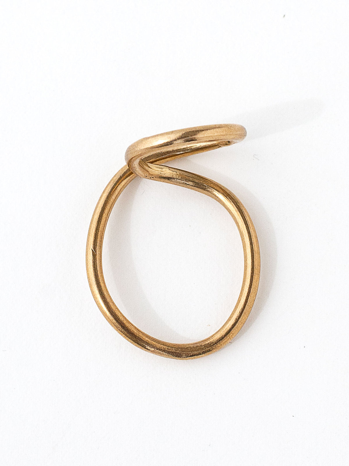 RHODES (BRASS) V RING