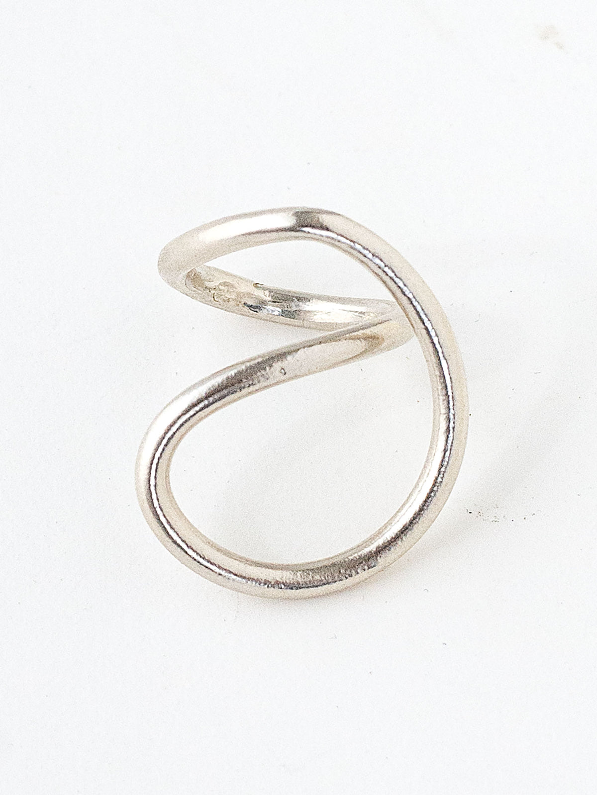 RHODES (SILVER) V RING