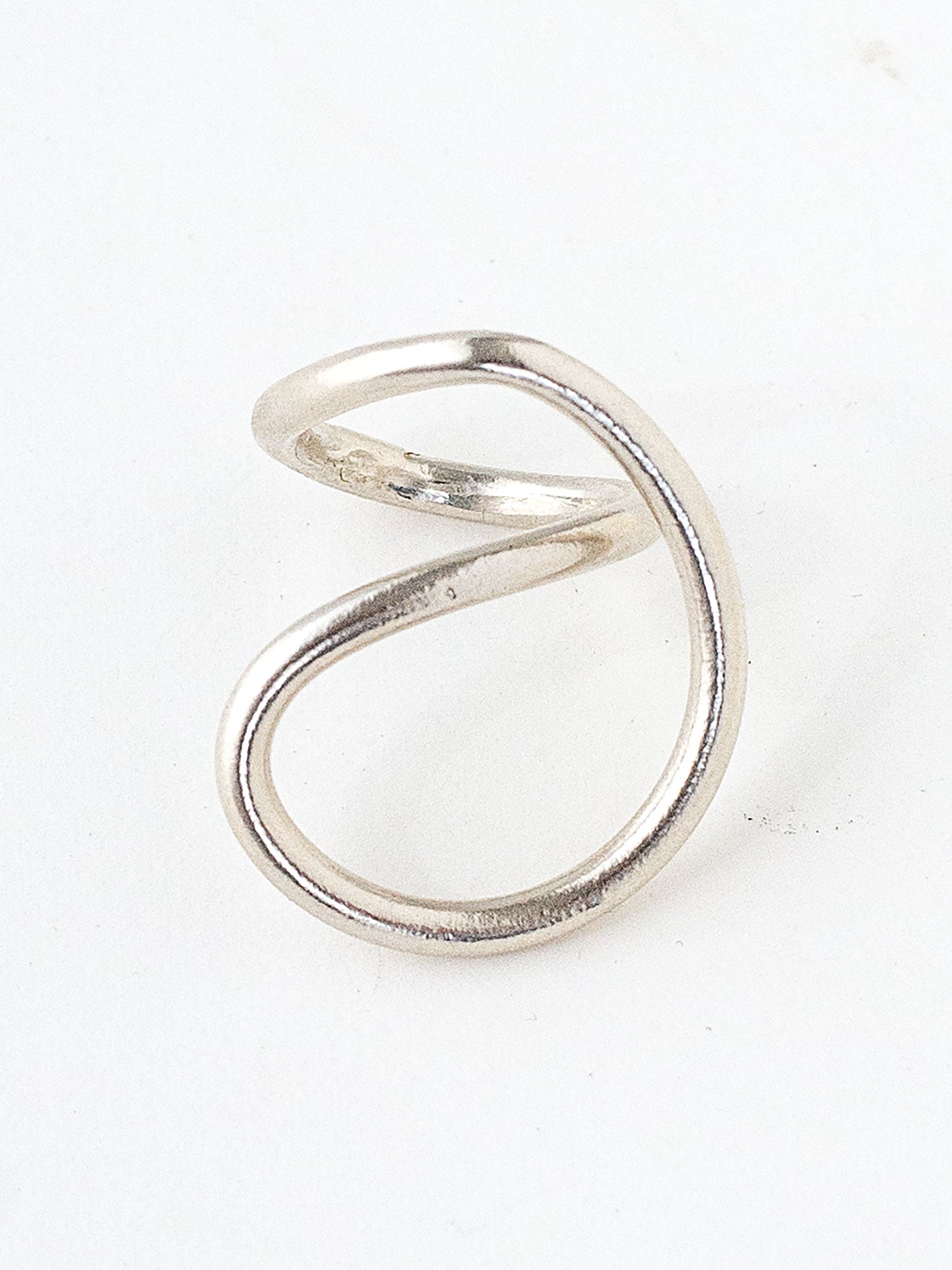 RHODES (SILVER) V RING