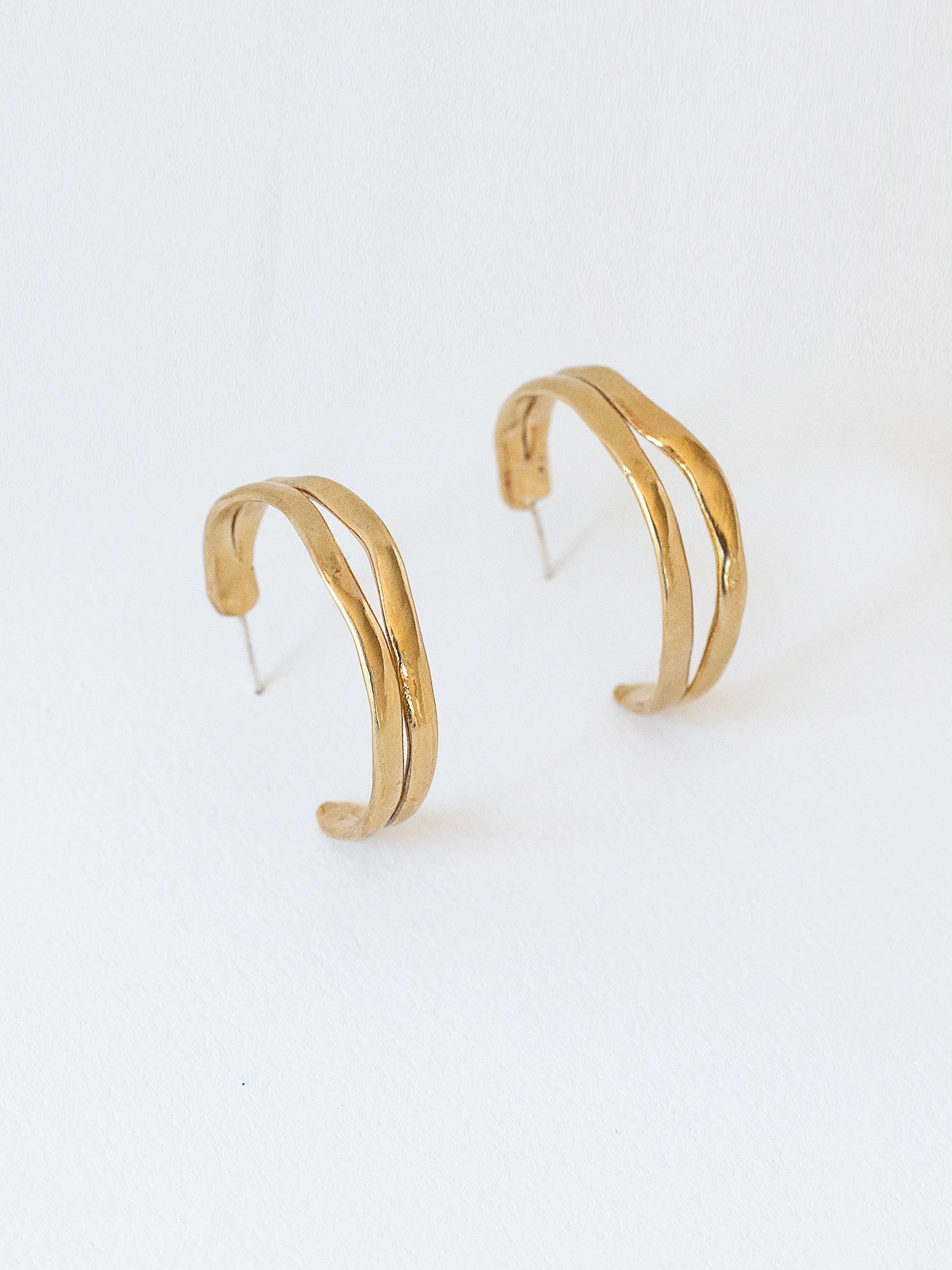 Suze Solid Brass Hoop Earrings Michelle Ross